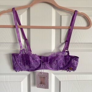 NWT Savage X Fenty Lace Underwire Bra